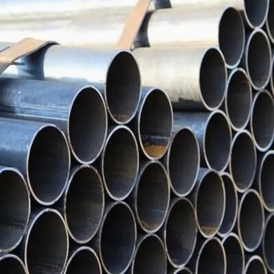 Buy ST45 Carbon Steel Pipes API 5L Standards Cold Rolled / Hot Rolled Technique In Natural Gas And Oil Industries online manufacture